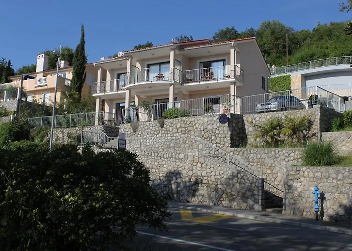 By The Sea Medveja, Opatija - 3430 メドヴェヤ