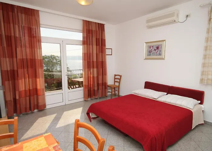 アパート By The Sea Medveja, Opatija - 3430 メドヴェヤ